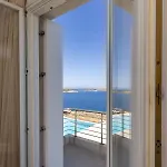 Salty Villa